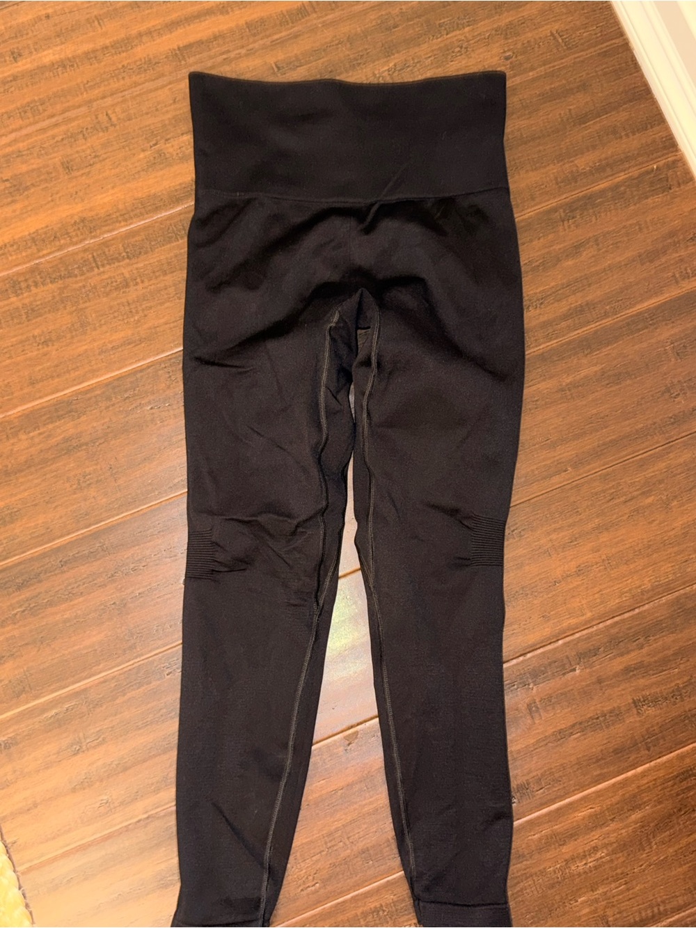High-Waist Black Seamless Leggings - Women